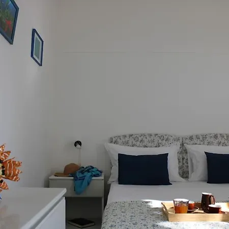 Casa Baia Di Holiday home *