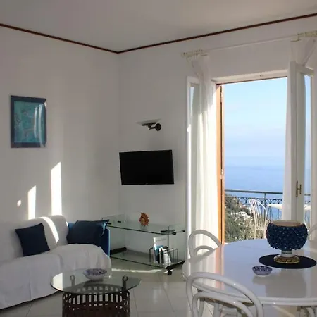 Casa Baia Di Holiday home *
